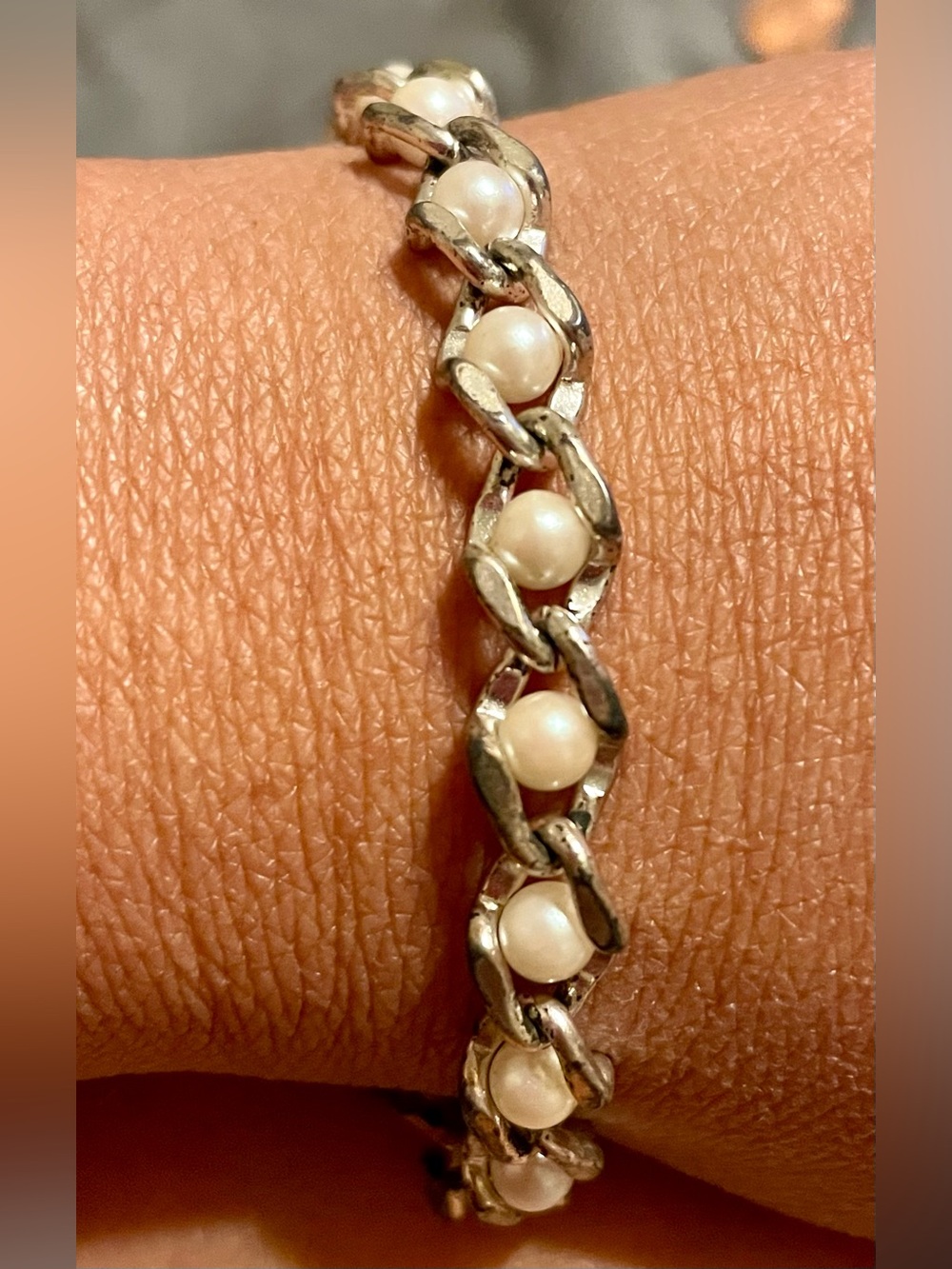 Vintage Napier Silver-Tone Link Bracelet with Cream Pearl Beads
